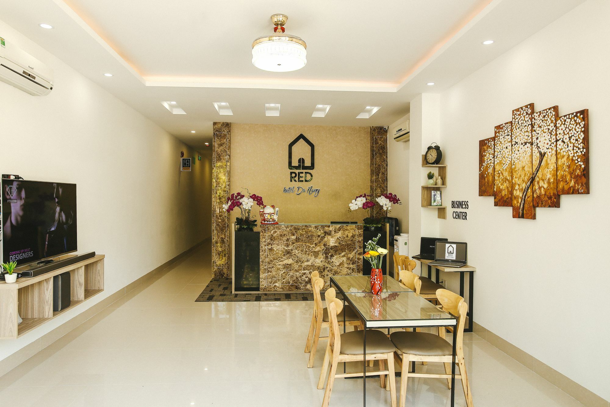 Red Hotel Đà Nẵng Kültér fotó